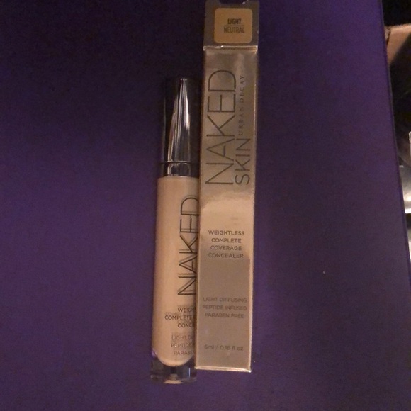 Urban Decay weightless complete coverage concealer - Picture 3 of 3